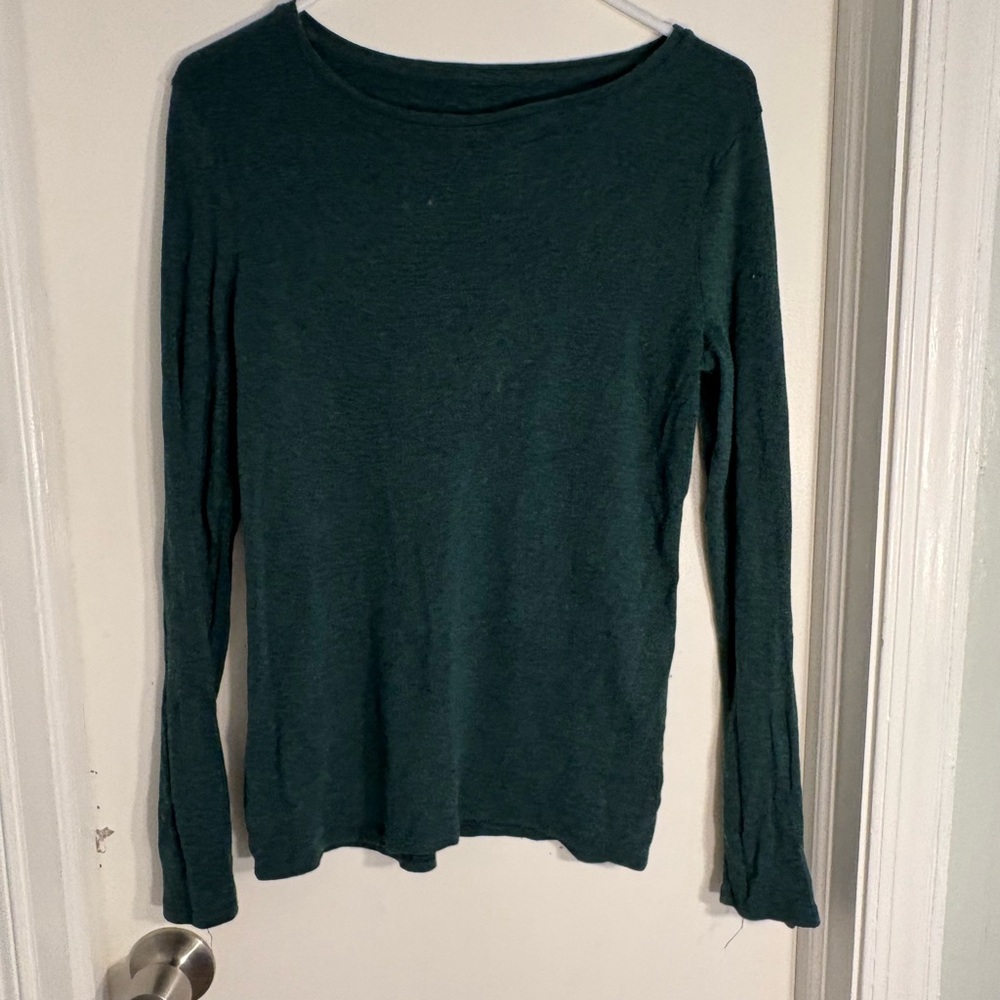 Women's Green Long Sleeve Top